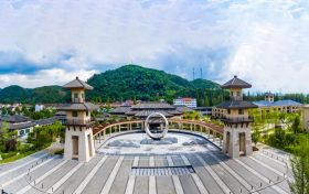 關于九昱漢水溫泉旅游度假區(qū)戶外溫泉營業(yè)時間調(diào)整的公告縮略圖
