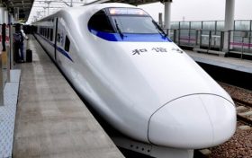 五一火車票已開售，出行乘車請做好個人防護縮略圖