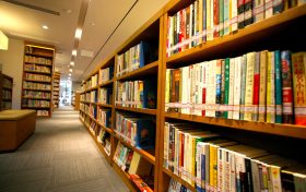 漢臺區(qū)圖書館5月1日恢復(fù)對外開放，限量、預(yù)約、錯峰縮略圖