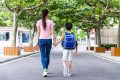 朋友圈曬娃也有七年之癢？聽聽心理專家怎么說！縮略圖