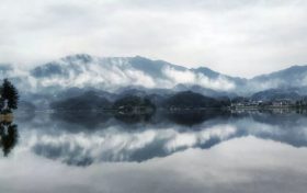 冬日美景已上線，是時(shí)候來(lái)體驗(yàn)一番別樣的山水風(fēng)情啦！縮略圖