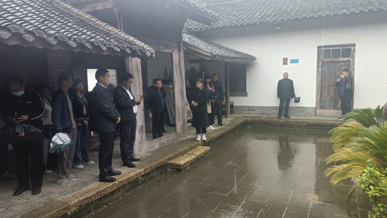 賡續(xù)紅色血脈 弘揚(yáng)紅色文化  漢中市第二屆紅色文化研討會(huì)亮點(diǎn)紛呈，成果豐碩插圖1