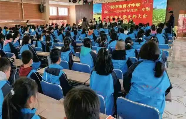 熱！熱！熱！育才中學(xué)招生又升溫了
