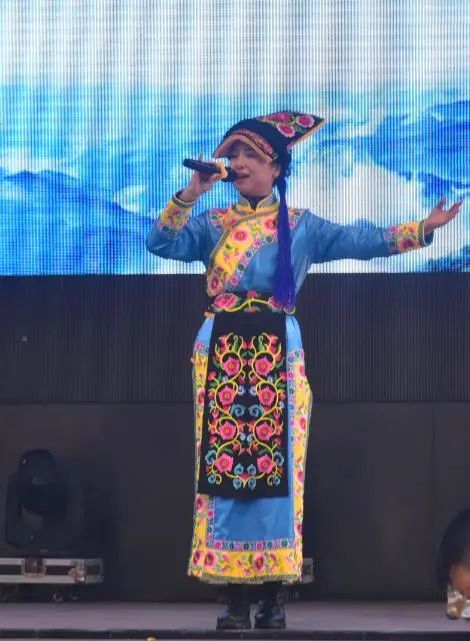 國(guó)興愛夢(mèng)源杯第一屆飲水思源話漢江旅游文化藝術(shù)博覽會(huì)暨全國(guó)第21屆旅游門券藝術(shù)收藏巡回展活動(dòng)在漢江源景區(qū)成功啟動(dòng) 國(guó)興愛夢(mèng)源杯第一屆飲水思源話漢江旅游文化藝術(shù)博覽會(huì)暨全國(guó)第21屆旅游門券藝術(shù)收藏巡回展活動(dòng)在漢江源景區(qū)成功啟動(dòng)