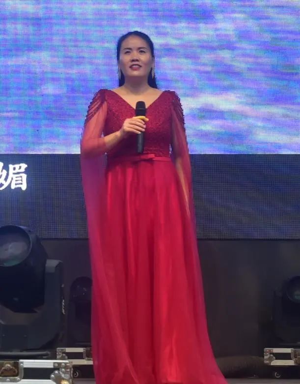 國(guó)興愛夢(mèng)源杯第一屆飲水思源話漢江旅游文化藝術(shù)博覽會(huì)暨全國(guó)第21屆旅游門券藝術(shù)收藏巡回展活動(dòng)在漢江源景區(qū)成功啟動(dòng) 國(guó)興愛夢(mèng)源杯第一屆飲水思源話漢江旅游文化藝術(shù)博覽會(huì)暨全國(guó)第21屆旅游門券藝術(shù)收藏巡回展活動(dòng)在漢江源景區(qū)成功啟動(dòng)