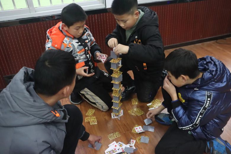 科技點(diǎn)燃?jí)粝?創(chuàng)新助力成長插圖7