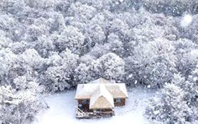 春有繁花夏有涼，秋染山林冬有霜 —— 草川子景區(qū)縮略圖