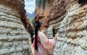 在這里，每一塊拔地而起的奇石，都是大地寫下的音符縮略圖